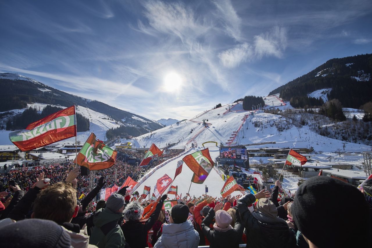 Blick über das Renngelände des Audi FIS Ski Weltcups in Saalbach