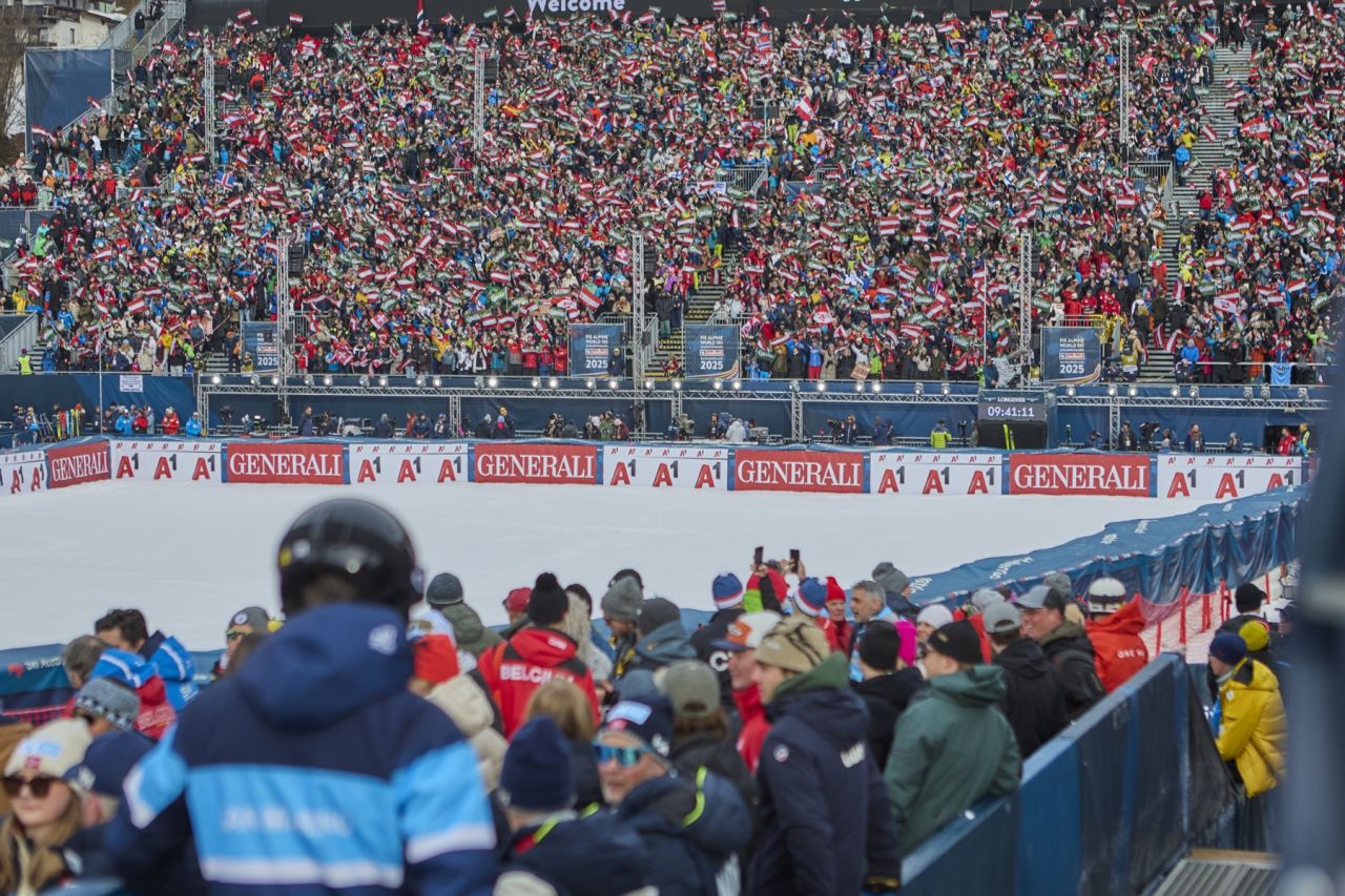 Zuschauer beim Audi FIS Ski Weltcup in Saalbach